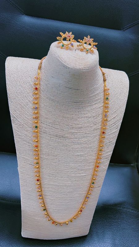 Elegant Single Chain Necklace