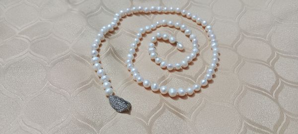 Tye Necklace