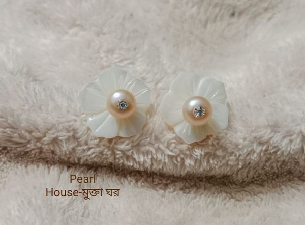 Exclusive Ear Top