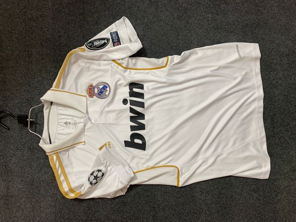 Real Madrid 11/12 Home Kit