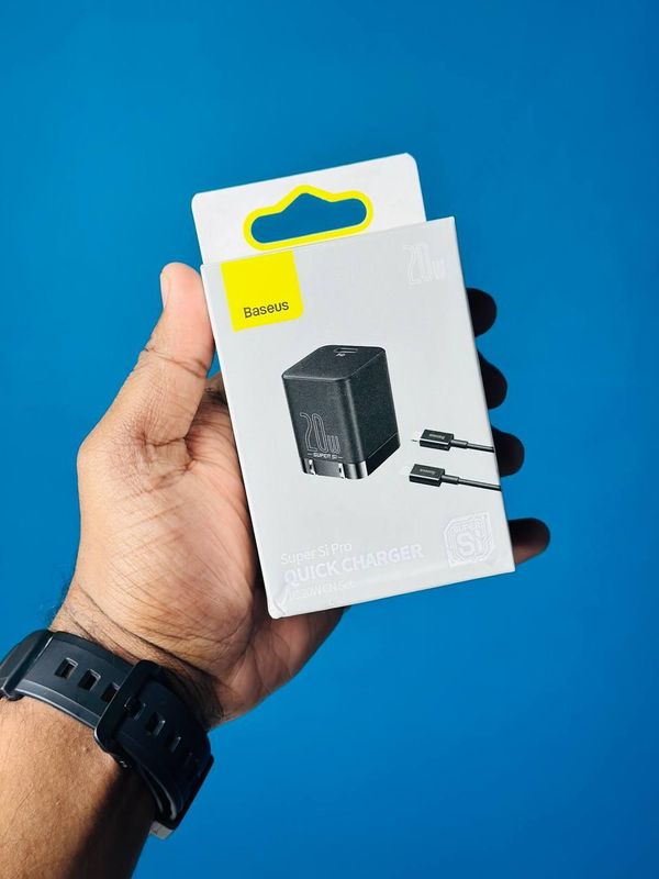 Baseus Super Si Pro Charger 1C 20W with Type-C to Lightning Cable