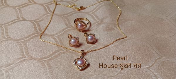 Pearl Pendant
