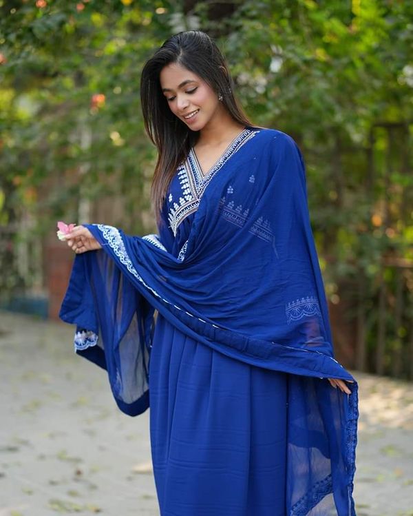 Indain Cherry Georgette Aleya Cut Three Piece Set - Image 2