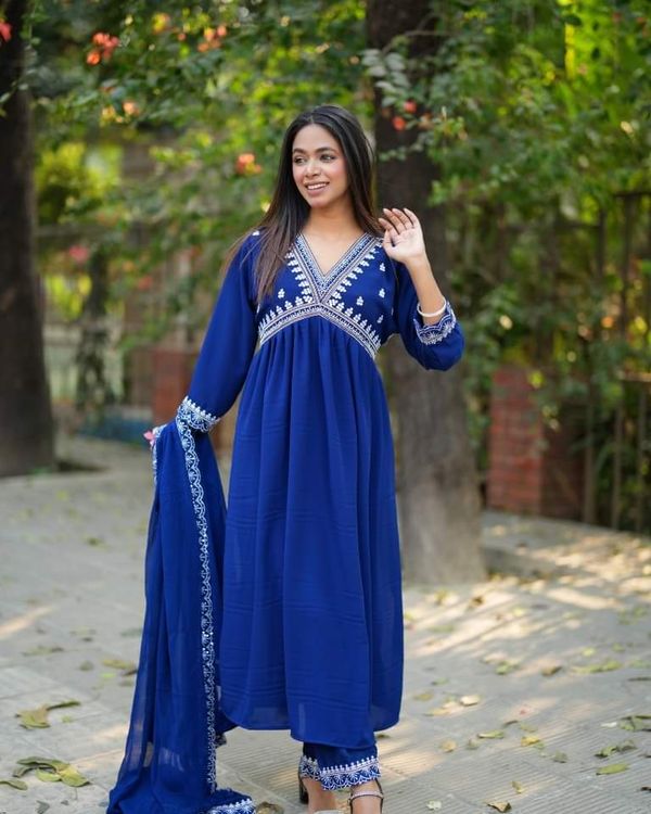 Indain Cherry Georgette Aleya Cut Three Piece Set - Image 3