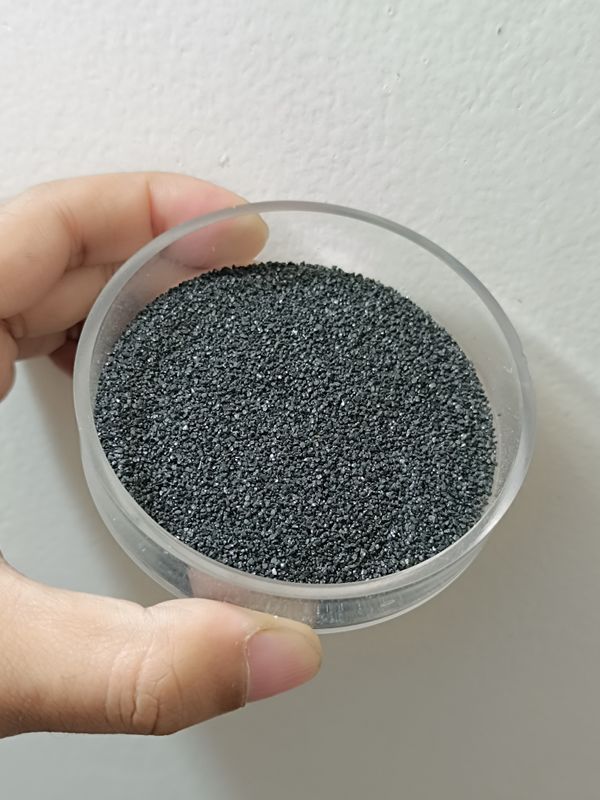 Black cristal sand ( washed)  1 kg