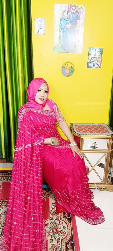 Hot Pink celebrity Stone saree