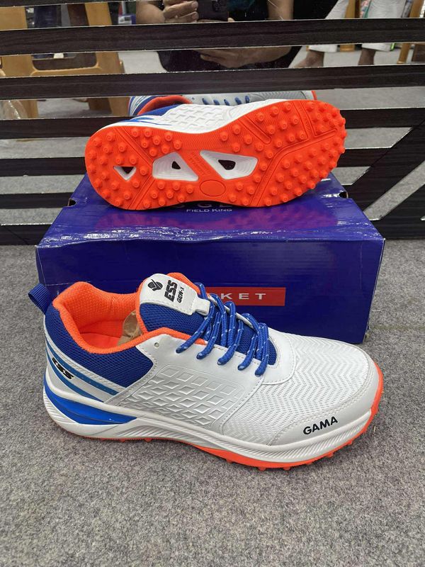 GAMA Rabber Spike ((ক্রিকেট বুট))