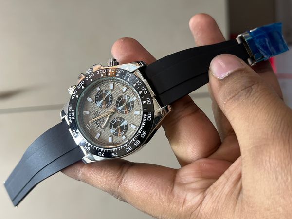 ROLEX DAYTONA GREY