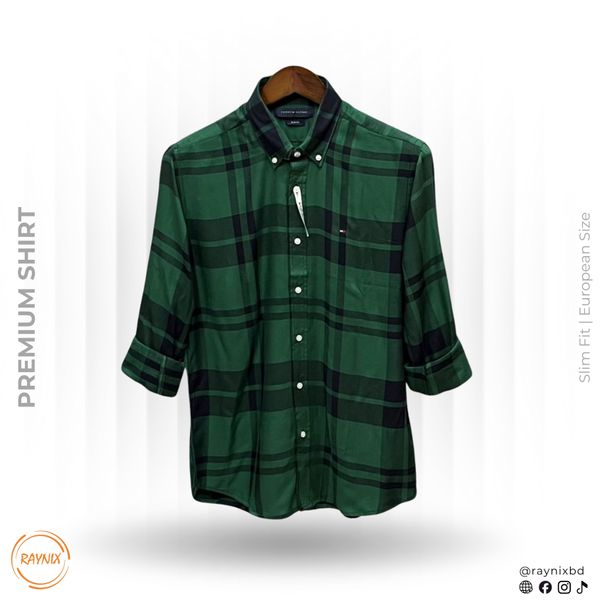 Tommy Hilfiger Men’s Premium Forest Green & Navy Plaid Slim-Fit Shirt