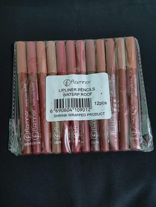 💋Flarnnor Matte Color Lipstick💋