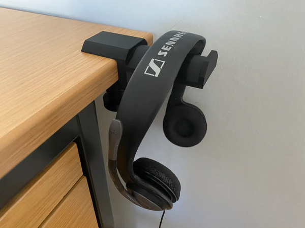 Desk Headphone Clamp