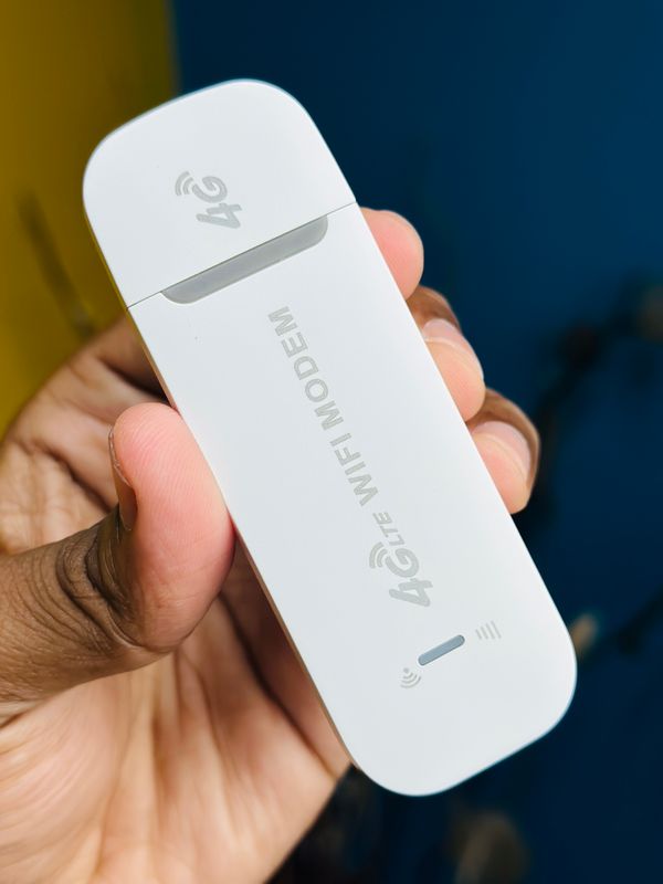 4G LTE WiFi Modem- Support All Bangladesh SIM Cards- White Color - Image 2