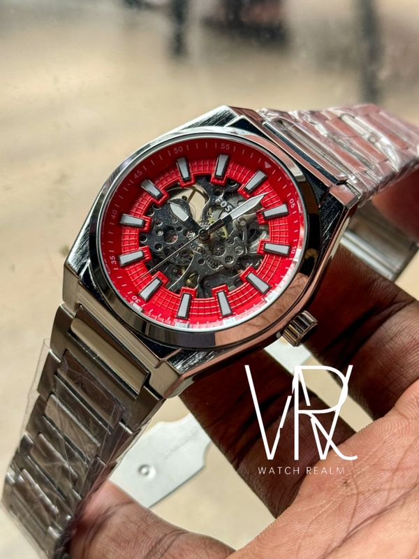 FOSSIL EVERETT AUTO RED DIAL
