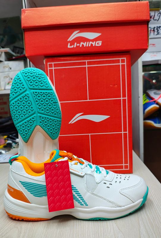 Li-Ning ALMIGHTY V Badminton Shoes