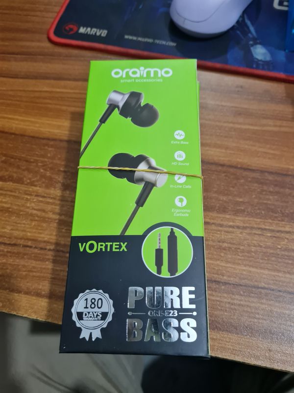 Oraimo Vortex Pure Bass Earphone OEP-E23 Mic
