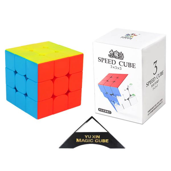 YuXin Little Magic 3x3x3 Cube - Stickerless with Stand