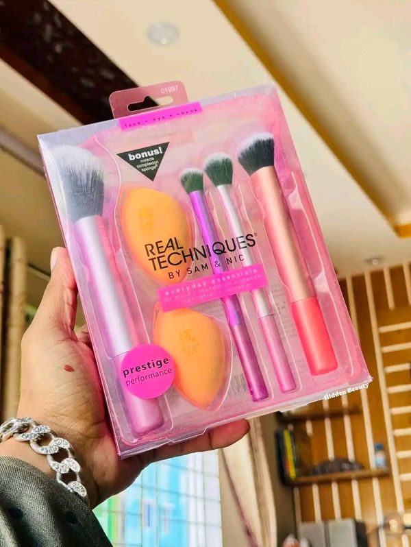 Real techniques brush set