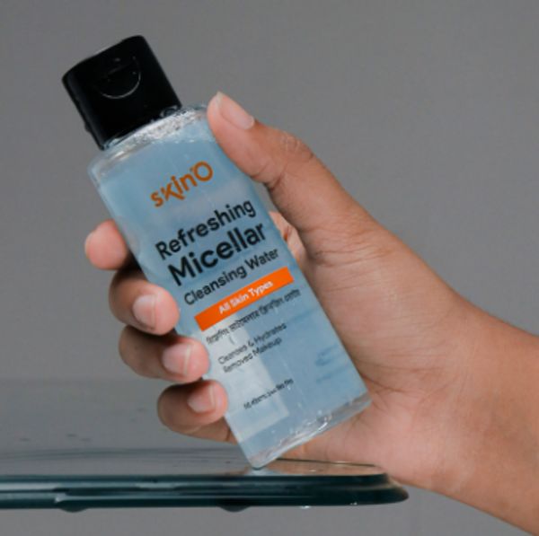 skinO Refreshing Micellar Cleansing Water ( মেকআপ ও দূষণ দূর করে ত্বককে করে সতেজ, ময়শ্চারাইজড এবং আরামদায়ক। )