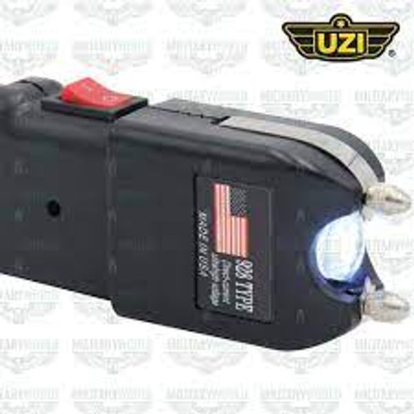Self-Defense Stun Gun / Electric Shock[ 98 k volts ]