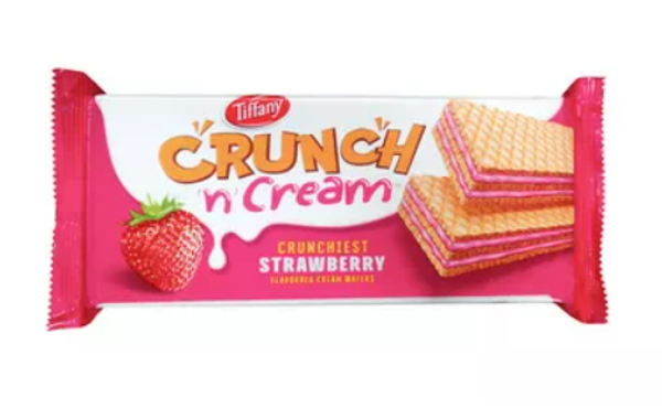Tiffany Crunch 'n' Cream Strawberry Wafers 135 gm