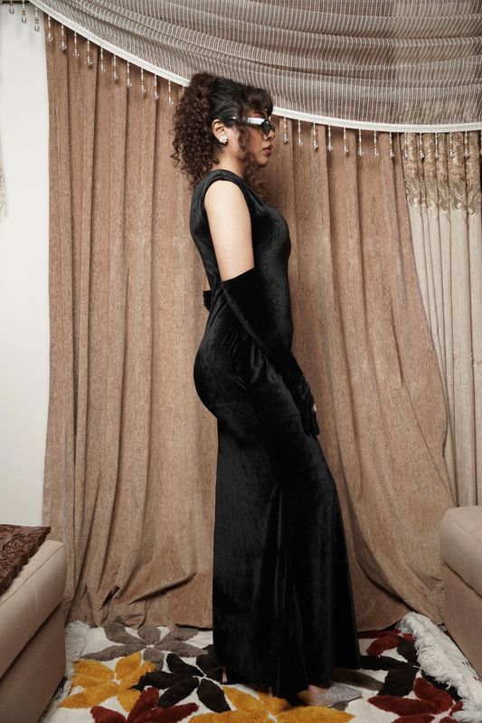 Velveteen Black Gloved Dress - Image 2