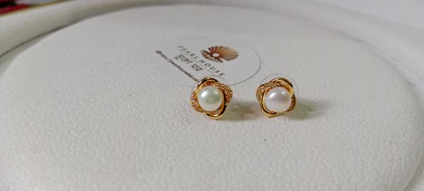 Pearl Ear Ring