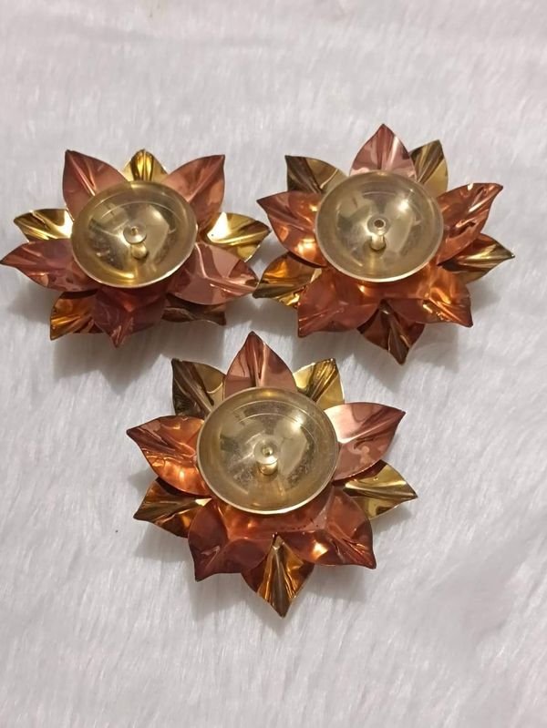 টিনের প্রদীপ