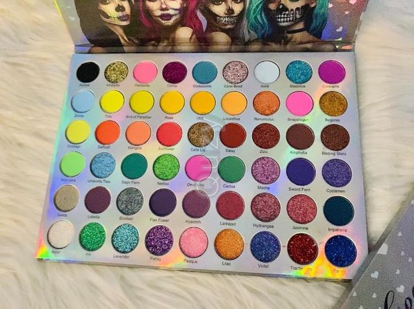 Geamei 54 Color Eyeshadow Palette