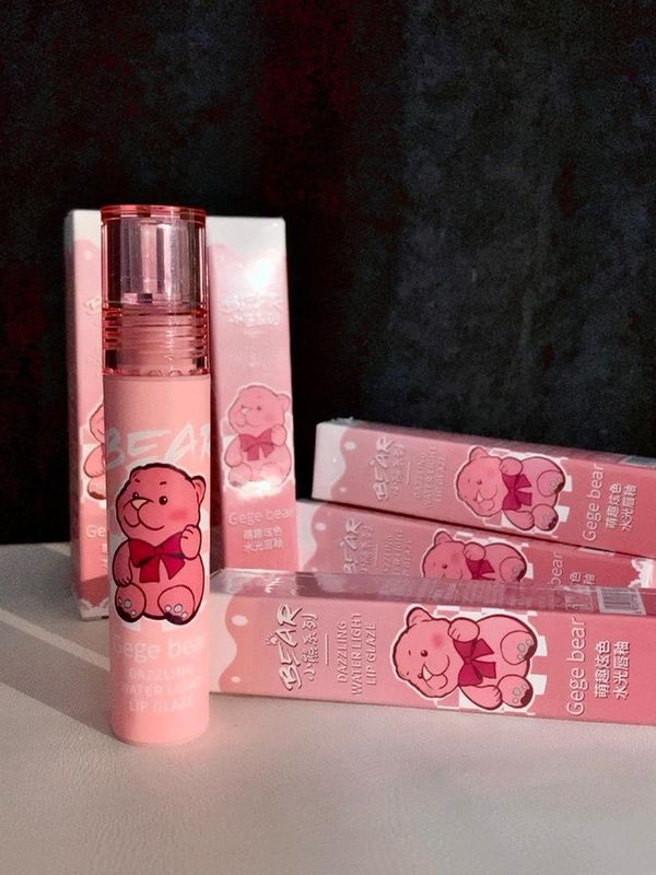 Gege Bear Dazzling water Light lip glaze