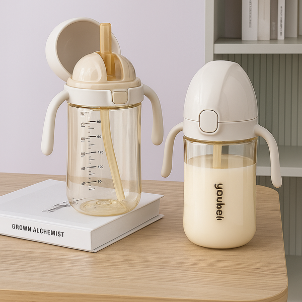 Flip Cup Straw Bottle đŧ for Big Baby đļ (Age 1ī¸âŖ-2ī¸âŖ-3ī¸âŖ Years) | āĻĢā§āϞāĻŋāĻĒ āĻāĻžāĻĒ āϏā§āĻā§āϰ āĻŦā§āϤāϞ đŧ āĻŦāĻĄāĻŧ āĻŦāĻžāĻā§āĻāĻžāĻĻā§āϰ āĻāύā§āϝ (āĻŦā§āϏ 1ī¸âŖ-2ī¸âŖ-3ī¸âŖ āĻŦāĻāϰ)