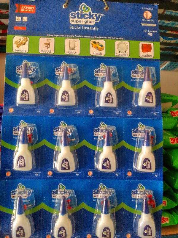 Sticky Super glue
