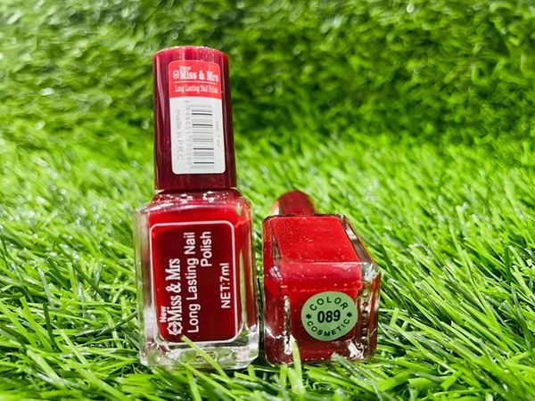 Miss & Mrs Nil Polish Shade 089