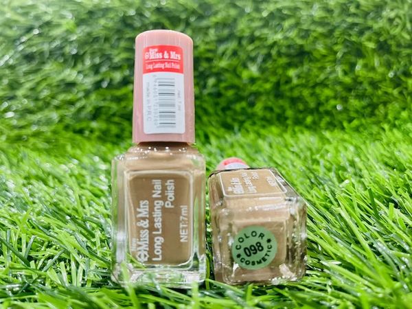 Miss & Mrs Nil Polish Shade 098