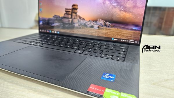 Dell XPS 15 9510. Core I7, 11th Gen .16GB RAM, 512GB SSD. 15.5" Display. RTX 3050ti 4GB Dedicated GPU