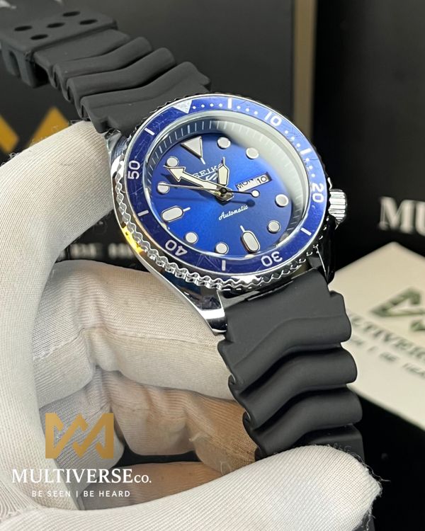 SEIKO SKX | BLUE DIAL BLUE BEZEL | QUARTZ SWEEP MOVEMENT |FREE NATO STRAP (AA)