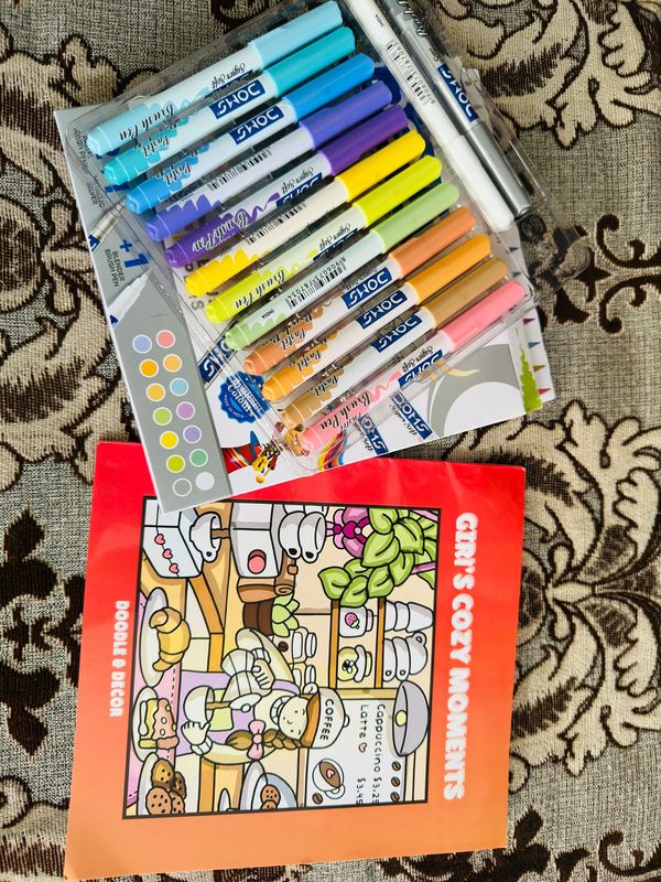 Any Book + 14 Color Brush Pen Combo