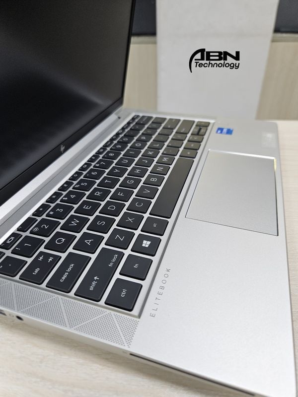 HP EliteBook 845 G8. Ryzen 5 Pro 5650u. 16GB RAM 256GB SSD. 14.1' Display.