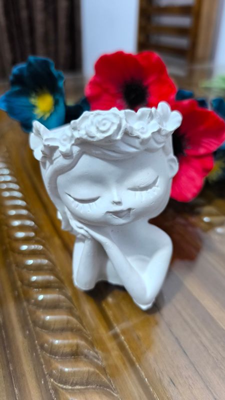 cute girl vase