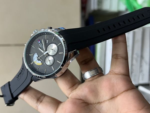 HILFIGER BLACK BELT SILVER CASE