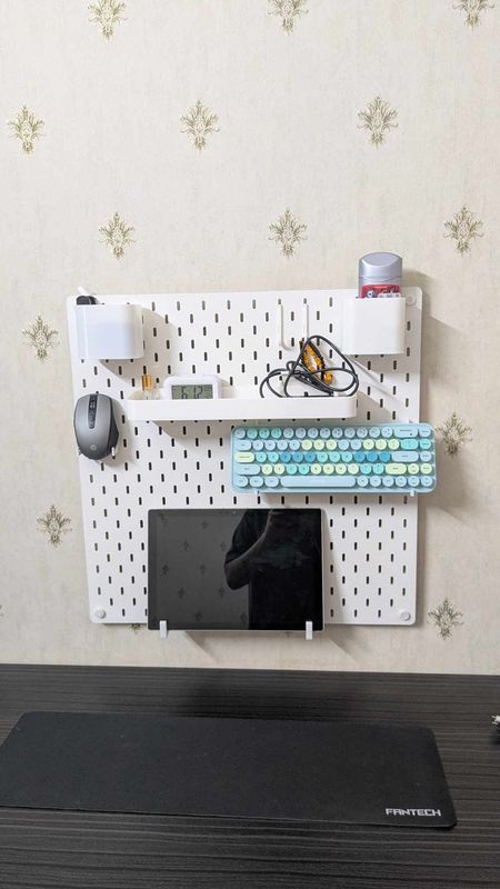 PegBoard 22×22 inch (only pegboard)