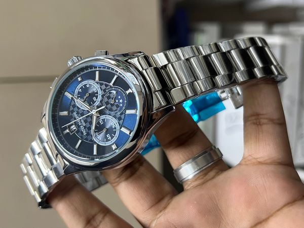 PATEK CHRONO CHAIN SIMPLE BLUE DIAL
