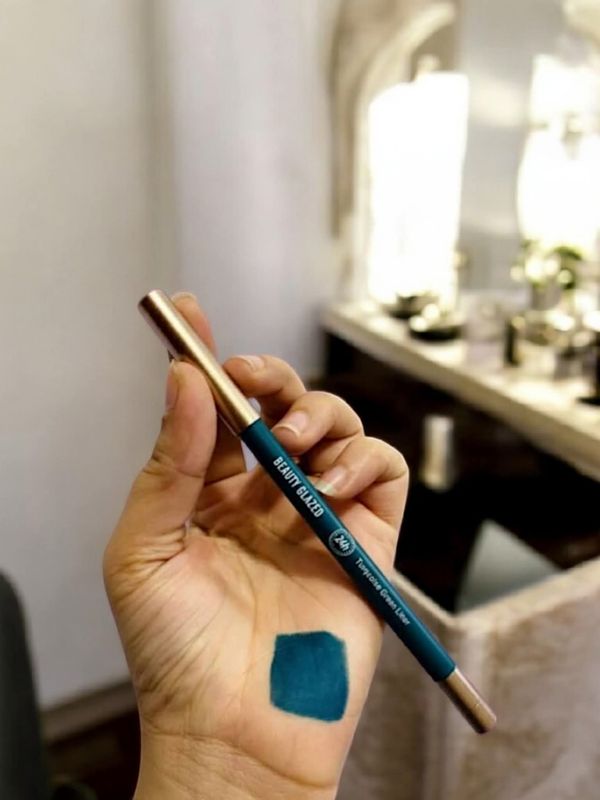 beauty glazed green kajal liner - Image 1