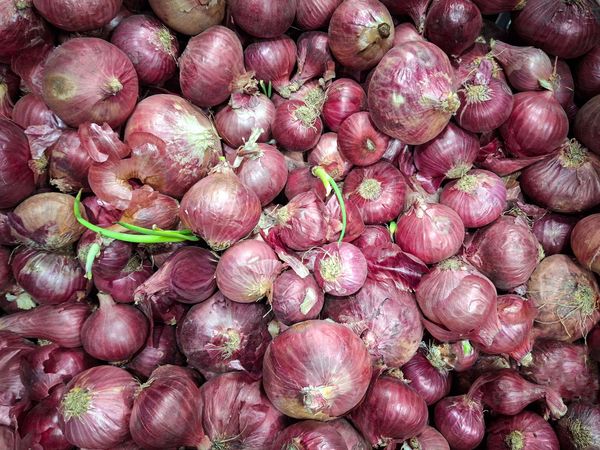 পেঁয়াজ ১ কেজি - Peyaj - Onion 1 kg