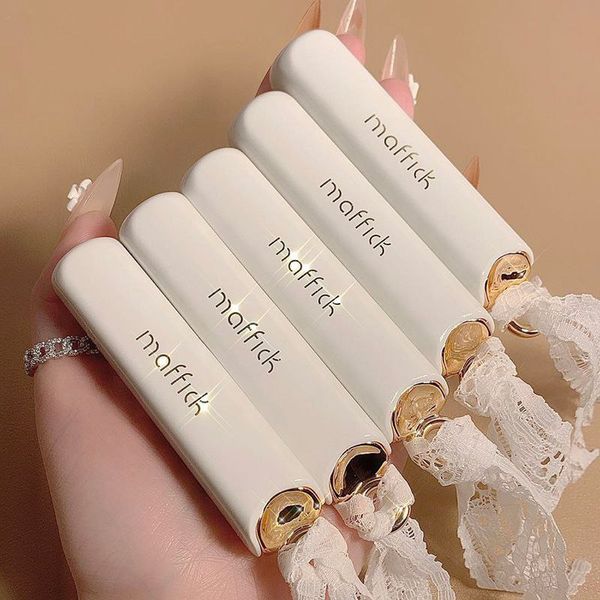MAFFICK Lace Lipstick Velvet Mist Matte lipstick