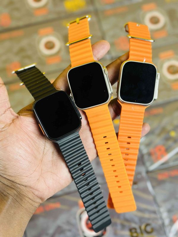 Z66 Ultra Series 8 Smart Watch- Orange Color - Image 2