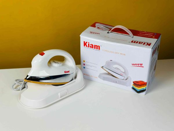 Kiam ES596 1000W Cordless Electric Dry Iron. - Image 3