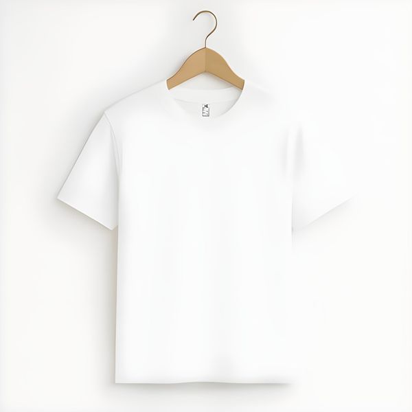 Basic T shirt (White)