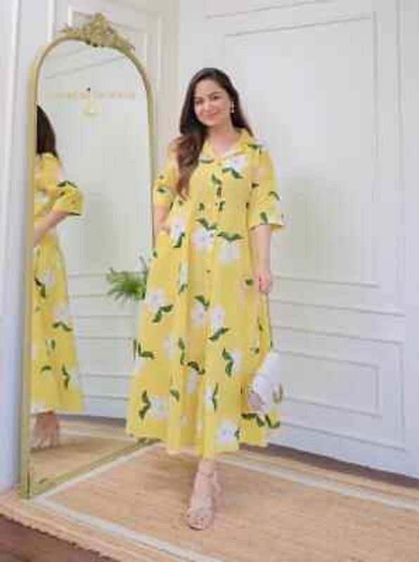 Fashionable Printed Kurti Set