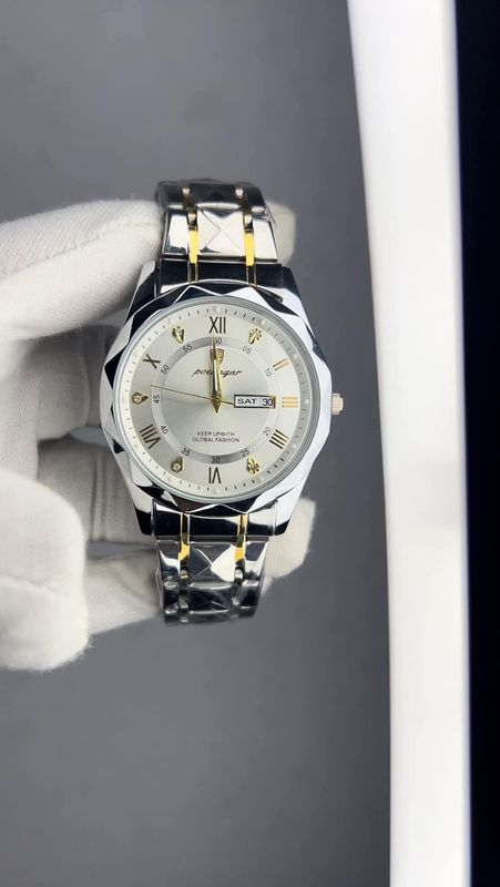 Gold Quartz Watch For Men
