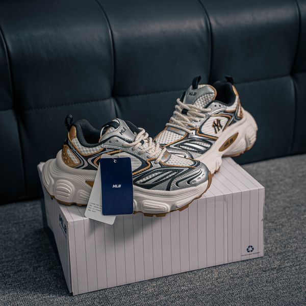 MLB Winner Chunky New York Yankees sneakers